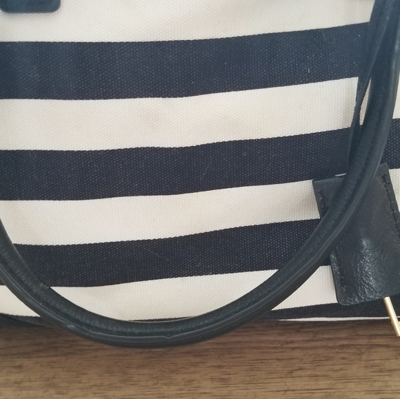 Michael Kors Large Hamilton Satchel - Picture 9 of 16